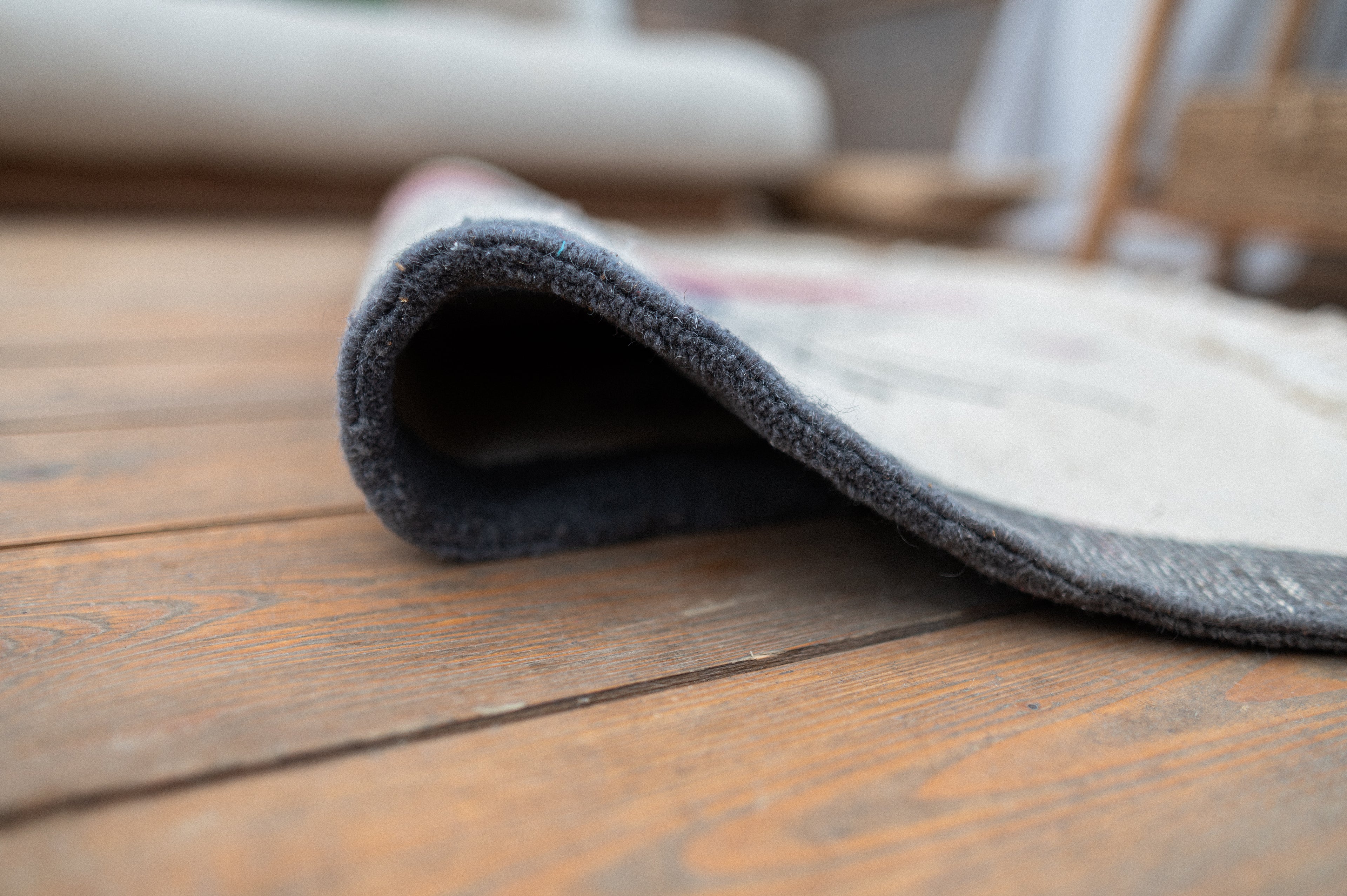 RÜG. 01 - WOOL CARPETÈ 'COLORS' / DYWAN WEŁNIANY 'COLORS'
